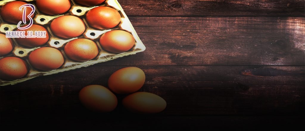 هل البيض يزيد من مستوى الكوليسترول في الدم؟